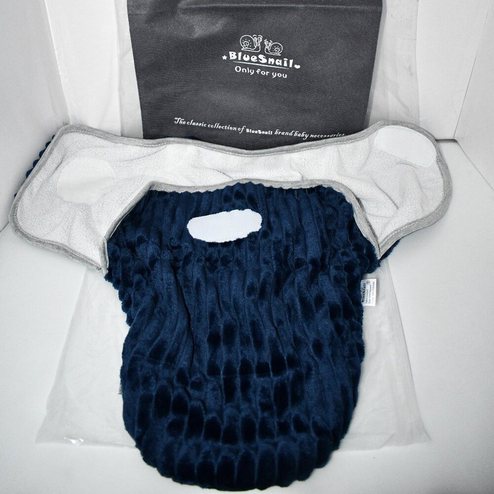 BlueSnail Newborn Baby Swaddle, Easy Wrap Receiving Blanket in Navy SM (0-3 Mont